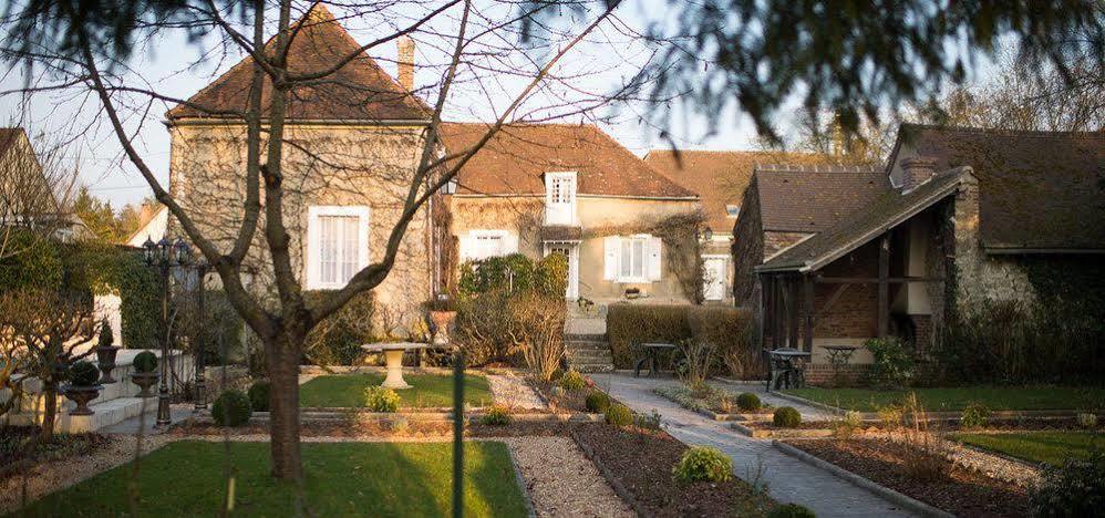 Aux Charmes De Maintenon Dış mekan fotoğraf